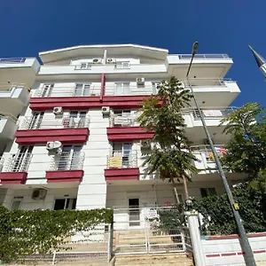 Nurer Apart , Antalya Türkiye
